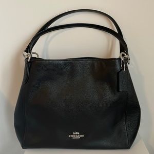 Coach black leather shoulder bag (Pebble Leather Hallie)